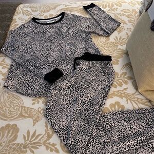 Kensie Leopard Print Pajama Set